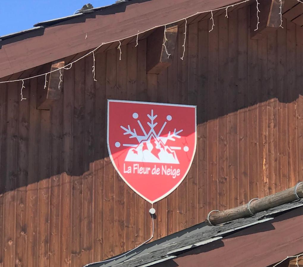 Chalet Miravidi, Montchavin-La Plagne, Jacuzzi & Sauna Exterior foto
